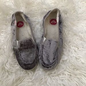 ROXY MOCCASINS WOOL INSIDE